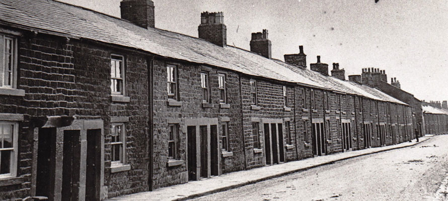 Club row old days - This terrace was erected between 1794 and 1804. Thought to be the oldest surviving example of properties built by a building society in the world.