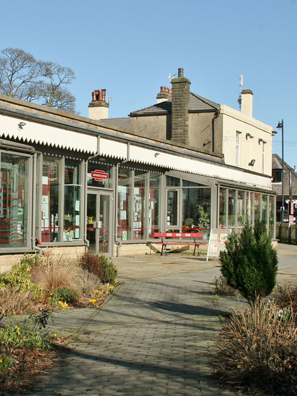 a shop front building in Longridge